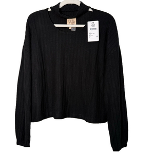 CHASER Women’s black thick ribbed long sleeve waist crop top w/neck cutout NWT